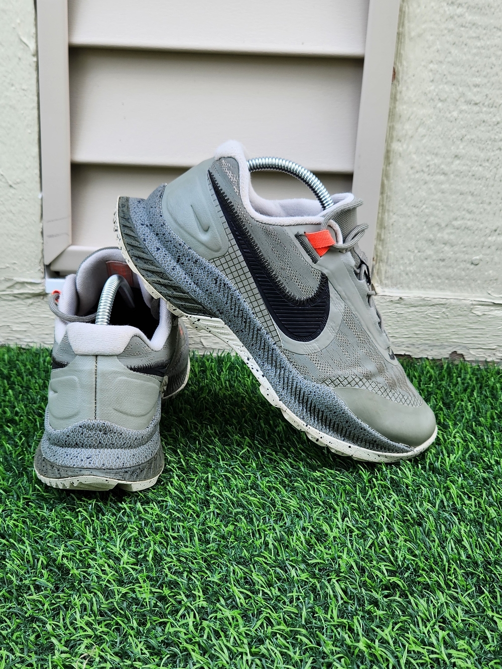 Nike React SFB Carbon Low Mens Elite Outdoor Size 8 CZ7399-300 Light Army Green